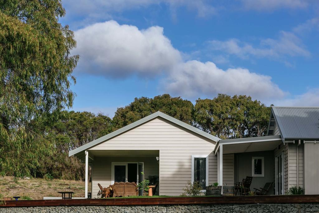 Stablebase Guest House Albany Exterior photo