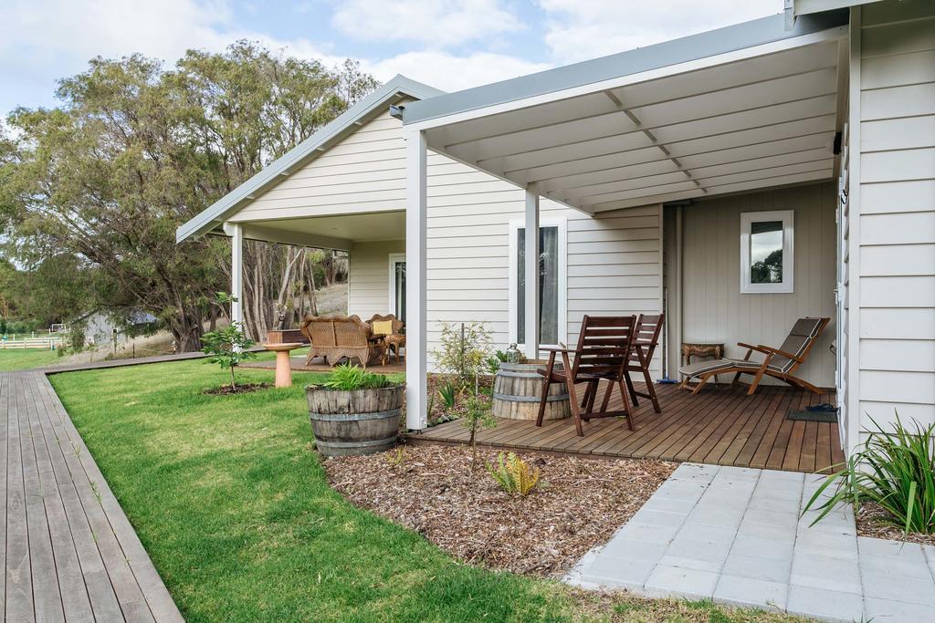 Stablebase Guest House Albany Exterior photo